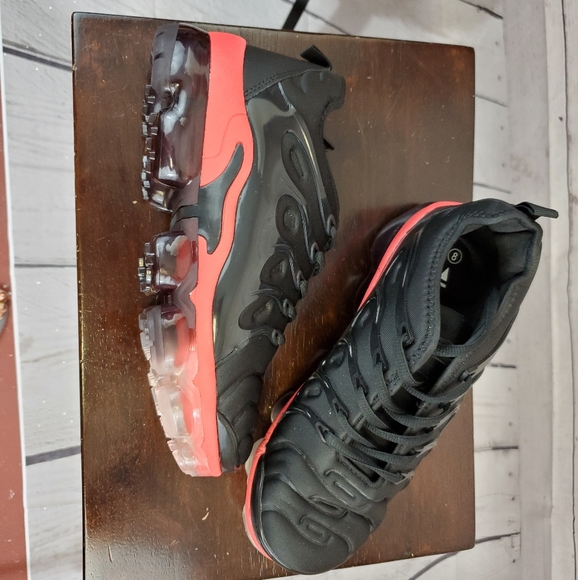 running shoes - Picture 5 of 6